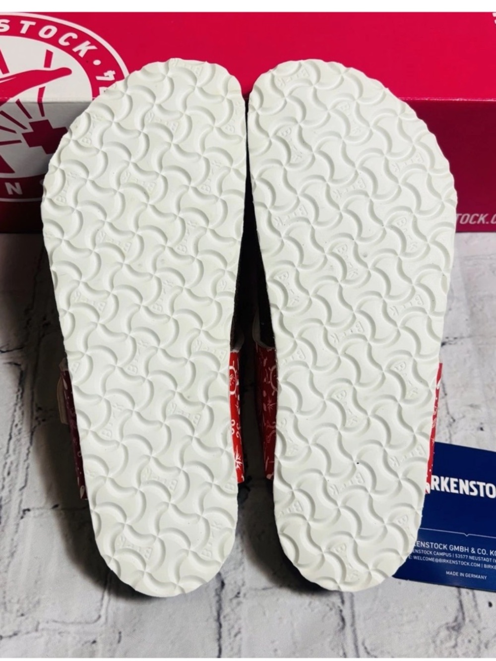 Birkenstock Gizeh Kids Slip-On Sandals Red Nautical Anchor Size 30 EU 12 US - Picture 8 of 10